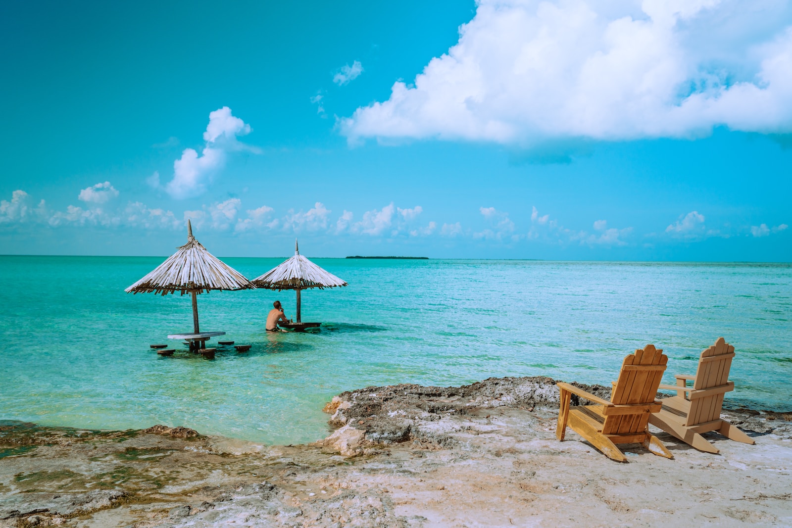 The Blue Hole of Belize: An Underwater Wonder